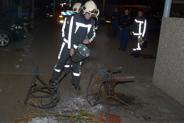 2012/112/GB 20120517 001 Buitenbrand Lorentzplein.jpg